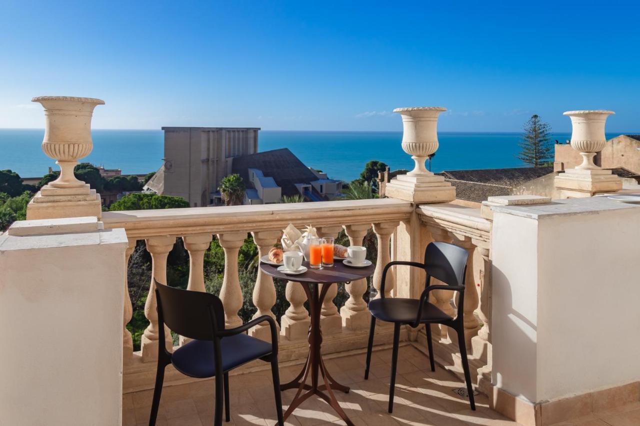 La Paloma Blanca Hotel