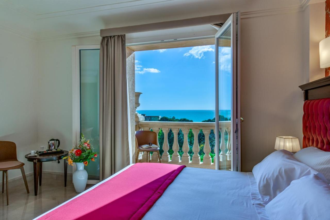 La Paloma Blanca Hotel 4*