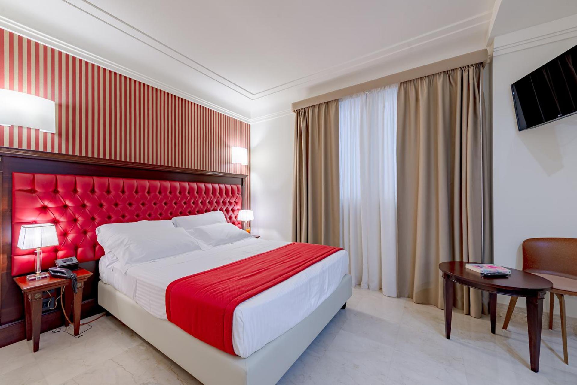 Hotel La Paloma Blanca