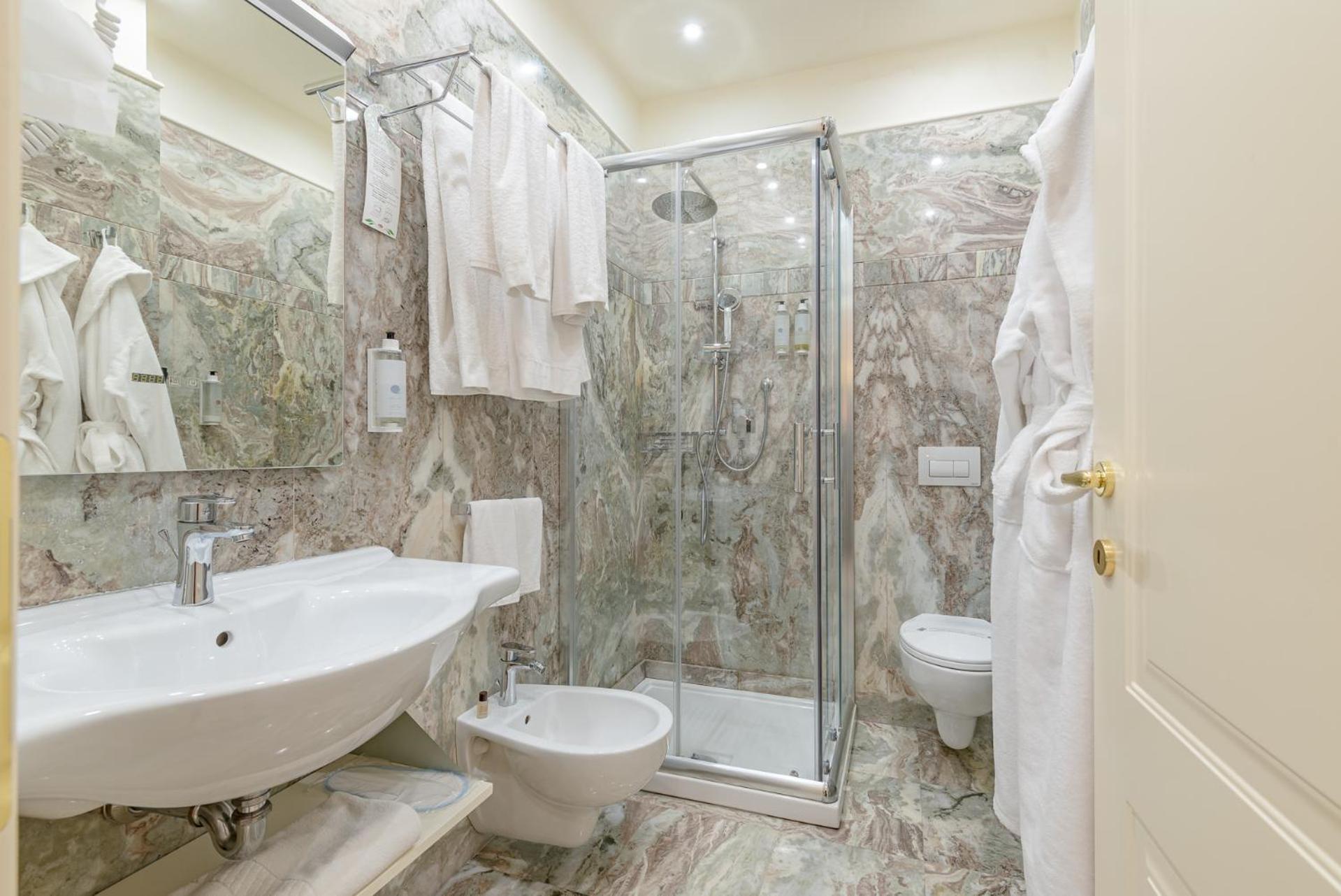 La Paloma Blanca Hotel 4*